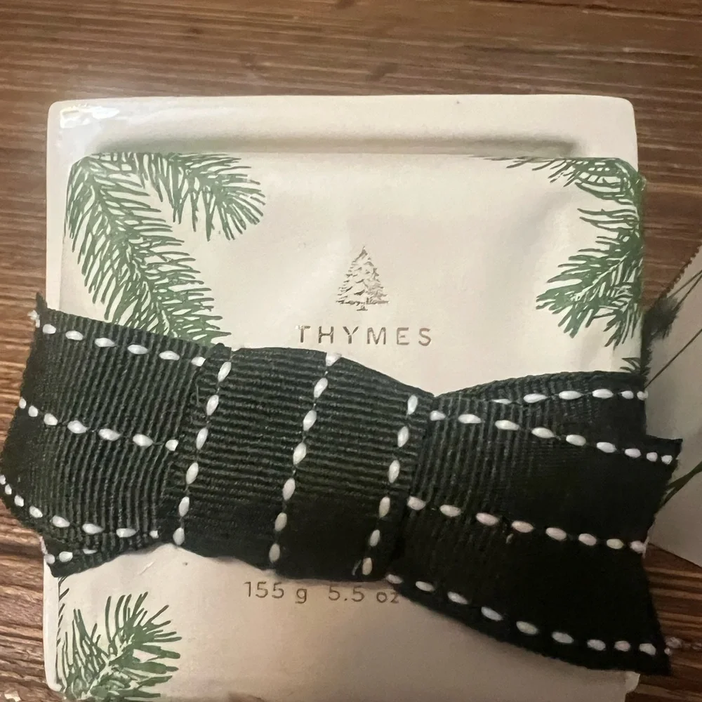 🆕🌲Thymes Frasier Fir Votive Candle and Soap with Wooded Pattern Soap Dish 🌲🆕